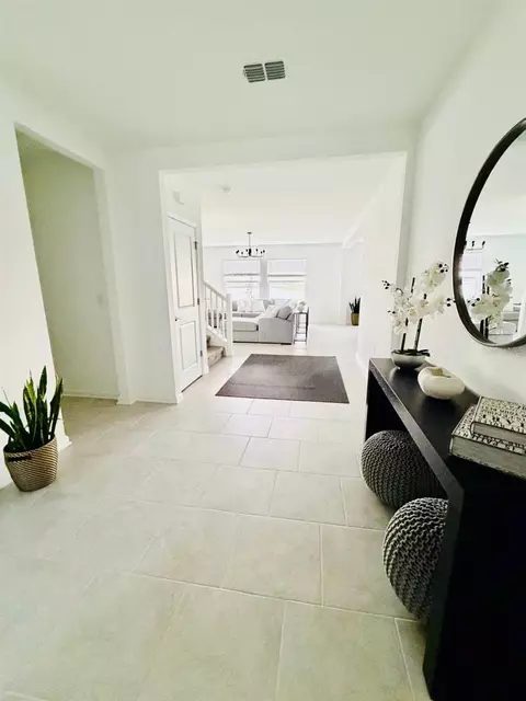 Entry Way - 4220 Bull St, Saint Cloud, FL 34772 photo 2 of 3