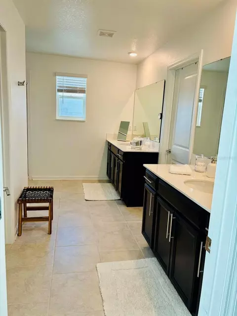 Bath - 4220 Bull St, Saint Cloud, FL 34772 photo 2 of 3
