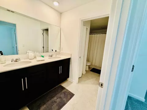Bath - 4220 Bull St, Saint Cloud, FL 34772 photo 3 of 3