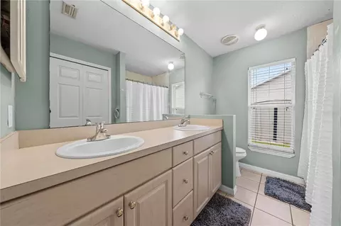 Bath - 4865 Meadow Dr, Saint Cloud, FL 34772 photo 1 of 2