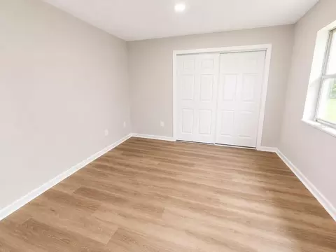 Bedroom - 21450 NE 35th St, Williston, FL 32696 photo 2 of 3