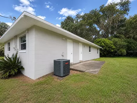 Exterior - 21450 NE 35th St, Williston, FL 32696 photo 2 of 5
