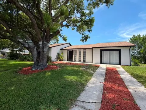 144 Hidalgo Ave, Kissimmee, FL 34743