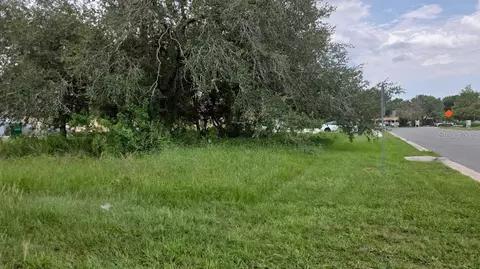 Plaza Drive, Kissimmee, FL 34743