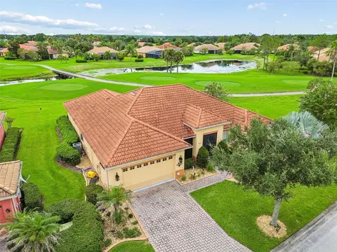 600 Volterra Blvd, Poinciana, FL 34759