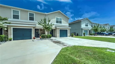 Exterior - 2933 Fieldwood Cir, Saint Cloud, FL 34772 photo 3 of 9