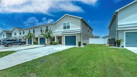 Exterior - 2933 Fieldwood Cir, Saint Cloud, FL 34772 photo 4 of 9