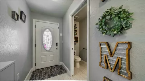 Entry Way - 2933 Fieldwood Cir, Saint Cloud, FL 34772 photo 1 of 2