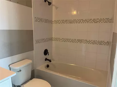 Bath - 3560 Pixie Ln, Saint Cloud, FL 34772 photo 11 of 14