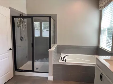 Bath - 3560 Pixie Ln, Saint Cloud, FL 34772 photo 4 of 14