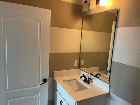 Bath - 3560 Pixie Ln, Saint Cloud, FL 34772 photo 10 of 14