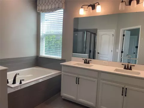 Bath - 3560 Pixie Ln, Saint Cloud, FL 34772 photo 2 of 14