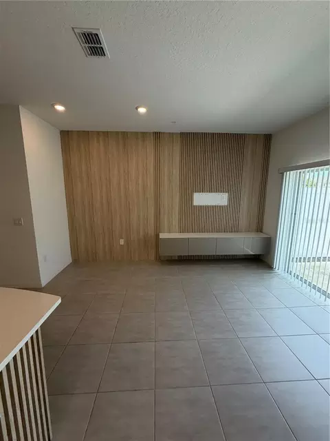 4870 Spangle Dr, Saint Cloud, FL 34769 photo 3