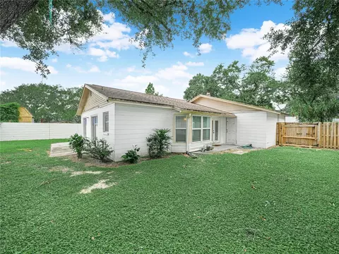 Exterior - 1665 Sailpoint Dr, Bartow, FL 33830 photo 6 of 7
