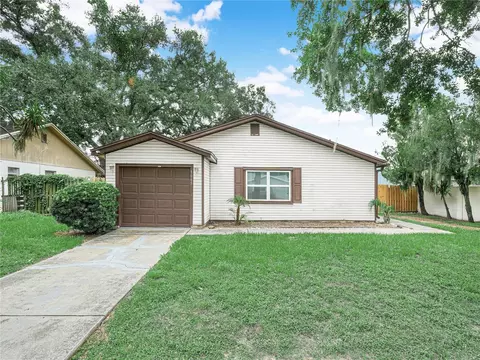 Exterior - 1665 Sailpoint Dr, Bartow, FL 33830 photo 3 of 7