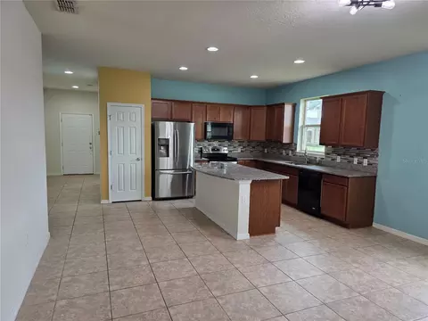 Kitchen - 3680 Cabo Ln, Saint Cloud, FL 34772 photo 2 of 2