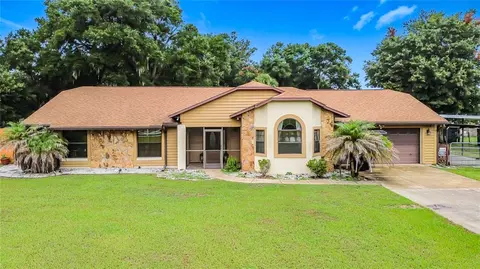 Exterior - 634 Grape Ave, Saint Cloud, FL 34769 photo 4 of 19