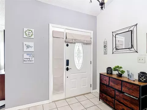 Entry Way - 634 Grape Ave, Saint Cloud, FL 34769 photo 2 of 2