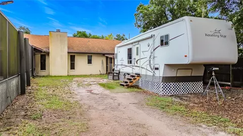 Exterior - 634 Grape Ave, Saint Cloud, FL 34769 photo 10 of 19