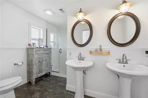 Bath - 407 Tennessee Ave, Saint Cloud, FL 34769 photo 2 of 2