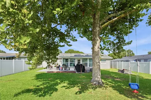 Exterior - 407 Tennessee Ave, Saint Cloud, FL 34769 photo 7 of 8