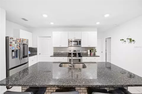 Kitchen - 3057 Timber Hawk Cir, Ocoee, FL 34761 photo 1 of 2