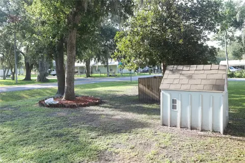 Exterior - 4849 Meadow Dr, Saint Cloud, FL 34772 photo 7 of 14