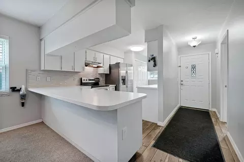Entry Way - 3712 Bay Ct, Saint Cloud, FL 34769 photo 2 of 2