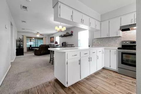 Kitchen - 3712 Bay Ct, Saint Cloud, FL 34769 photo 1 of 5