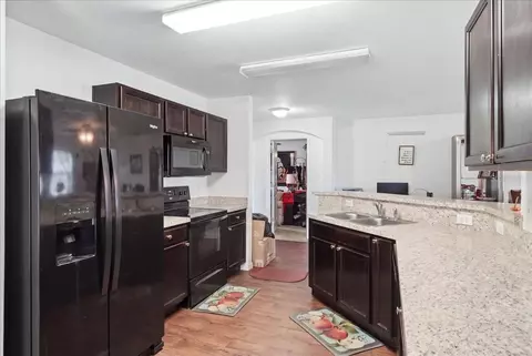 Kitchen - 1603 Ellington Dr, Dundee, FL 33838 photo 3 of 4