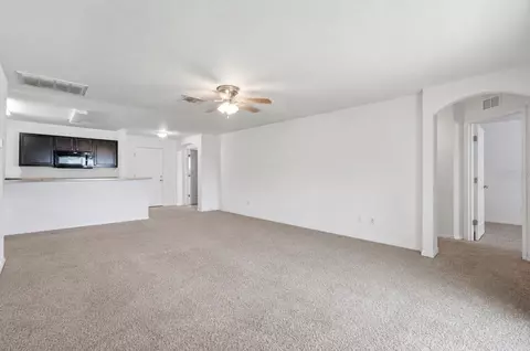 Living - 1603 Ellington Dr, Dundee, FL 33838 photo 1 of 4