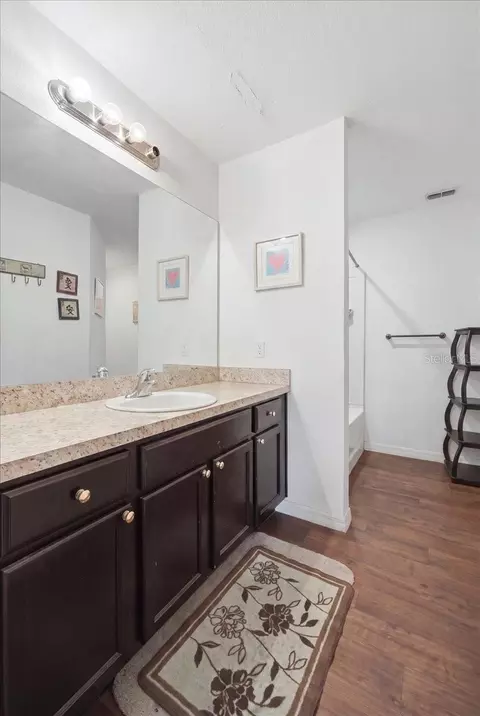 Bath - 1603 Ellington Dr, Dundee, FL 33838 photo 1 of 3