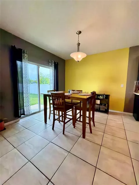 Dining - 1876 Cassidy Knoll Dr, Kissimmee, FL 34744 photo 2 of 2