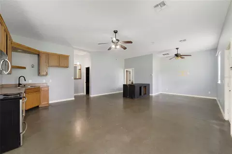 Living - 2700 Zuni Rd, Saint Cloud, FL 34771 photo 5 of 6