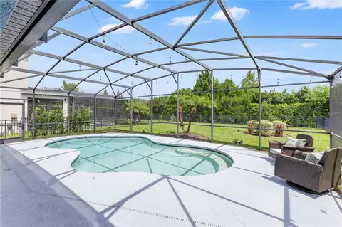 Exterior - 5233 Villa Rosa Ave, Saint Cloud, FL 34771 photo 4 of 8
