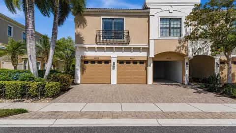 4033 Overture Cir, Bradenton, FL 34209
