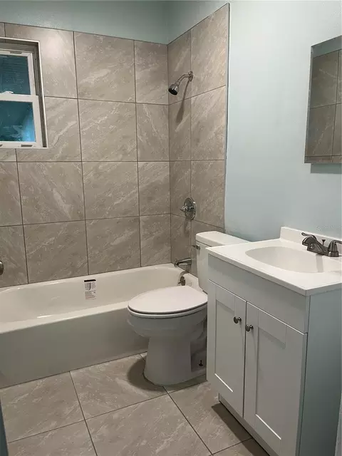 Bath - Undisclosed, Bartow, FL 33830 photo 2 of 2