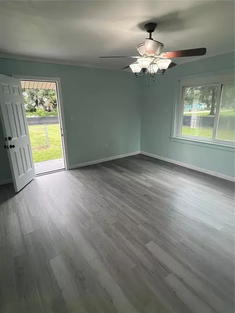Living - Undisclosed, Bartow, FL 33830 photo 2 of 2