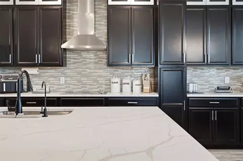 Kitchen - 4953 Olivia Ct, Saint Cloud, FL 34772 photo 4 of 5