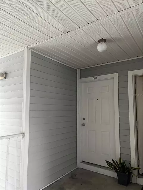 1205 Bermuda Lakes Ln #303, Kissimmee, FL 34741