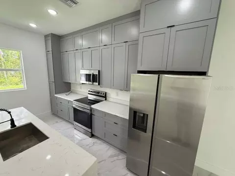 Kitchen - 723 Epps Brown St E, Lehigh Acres, FL 33974 photo 2 of 4