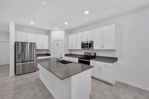 Kitchen - 6430 Pine Warbler, Saint Cloud, FL 34771 photo 2 of 2