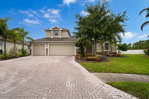 197 Brandy Creek Cir SE, Palm Bay, FL 32909