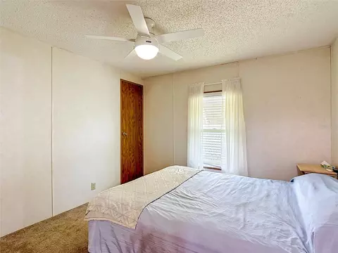 4424 Brave Ln, Saint Cloud, FL 34772 photo 14