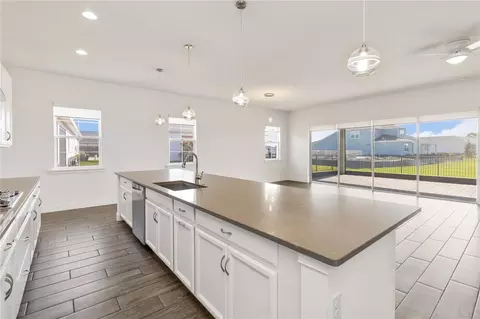 Kitchen - 2709 Greenlands St, Saint Cloud, FL 34772 photo 5 of 6