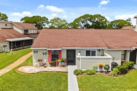 49 Pine Island Cir, Kissimmee, FL 34743