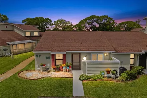 49 Pine Island Cir, Kissimmee, FL 34743