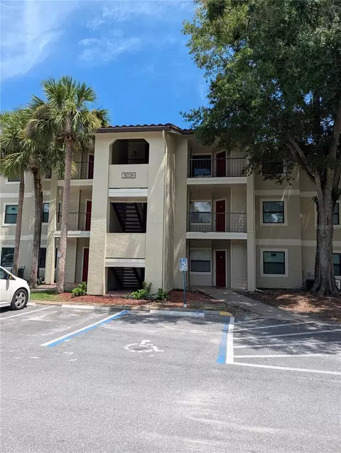 3028 Parkway Blvd #204, Kissimmee, FL 34747