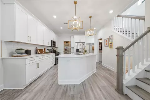 Kitchen - 1012 Farmstead St, Eustis, FL 32736 photo 1 of 4