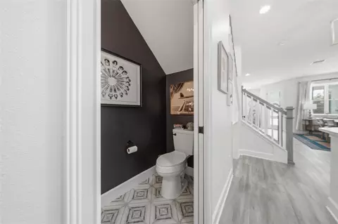 Entry Way - 1012 Farmstead St, Eustis, FL 32736 photo 4 of 6